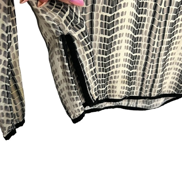 Soft Surroundings Elegant Boho Blouse Size Small Animal‎ Print Paisley Black Red - Picture 5 of 7